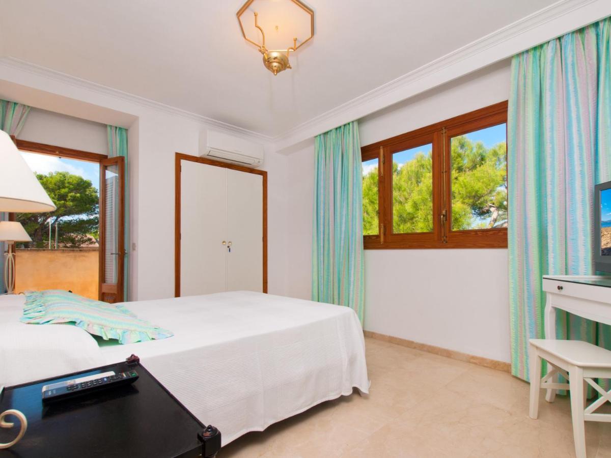 Villa Tita De Manresa, Con Jardines Y Vista Mar Alcúdia Eksteriør bilde