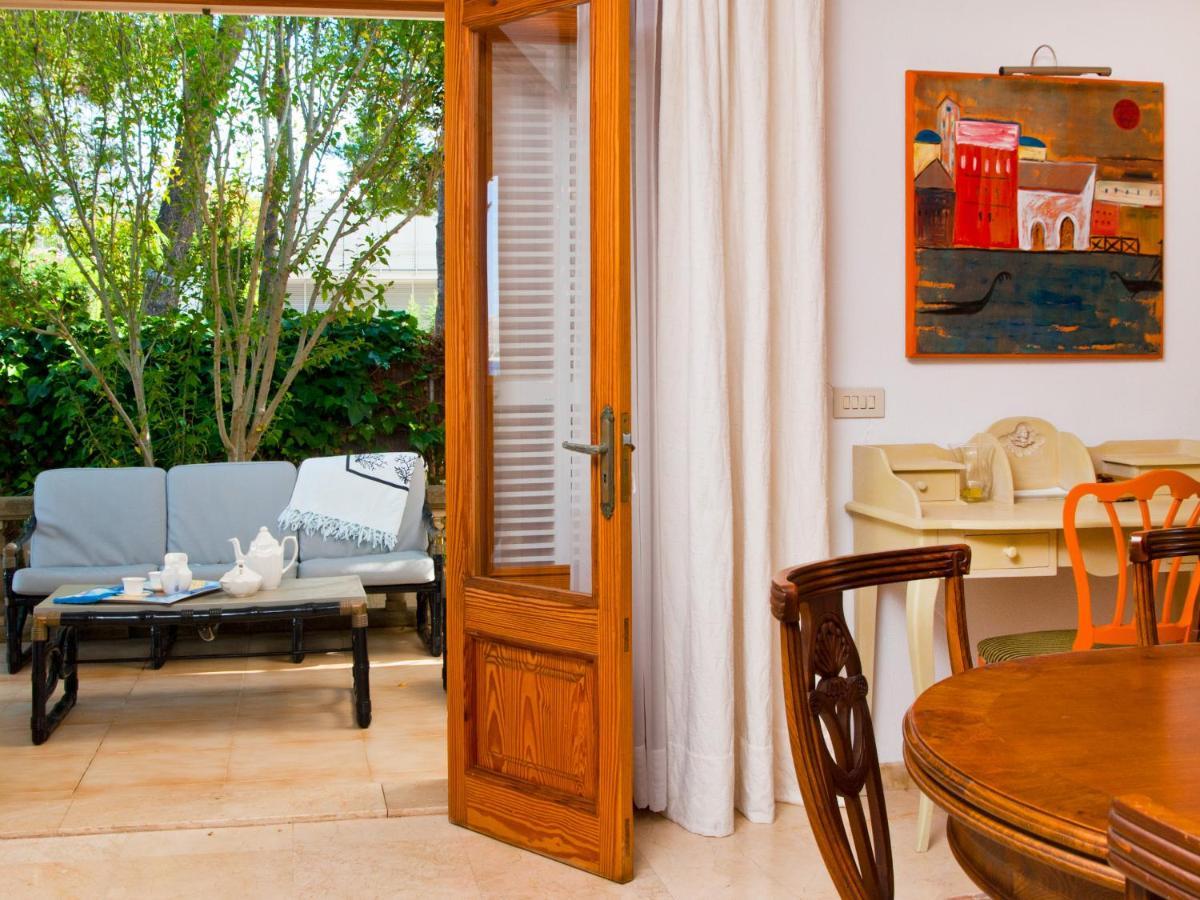 Villa Tita De Manresa, Con Jardines Y Vista Mar Alcúdia Eksteriør bilde